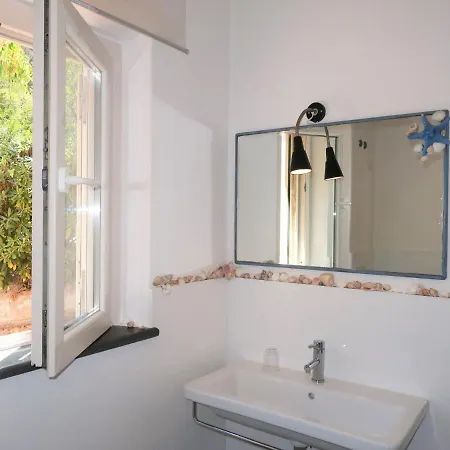 Apartment Locazione Turistica Castello-3 *